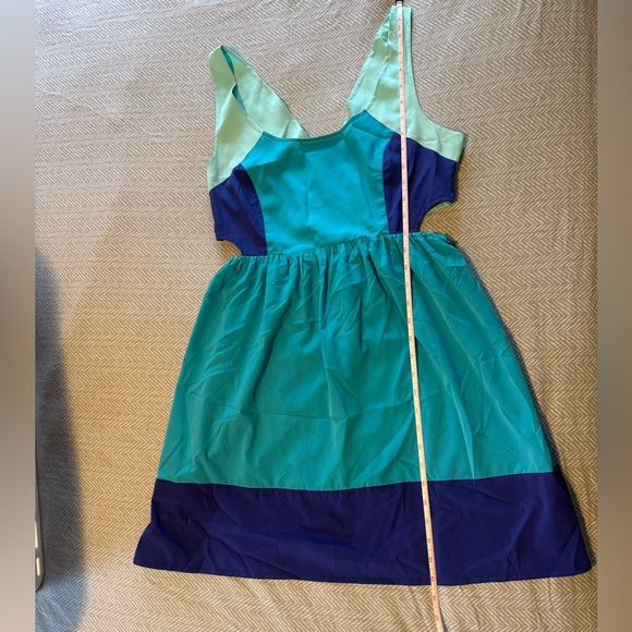 ROXY Cut Out Summer Mini  Dress / Spirit Dress - Picture 7 of 7